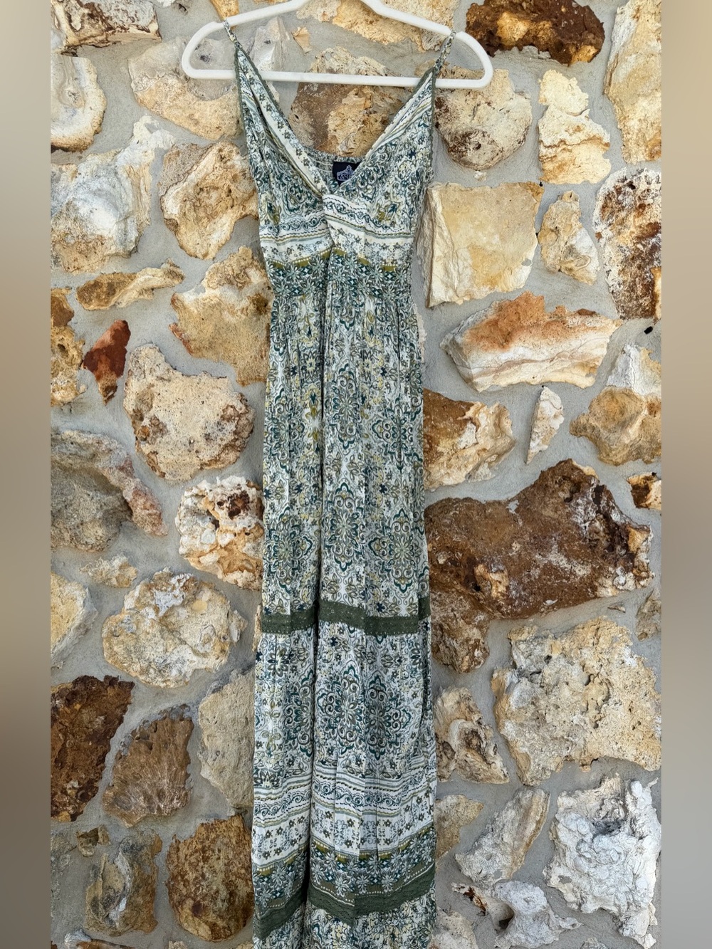 Angie Maxi Dress knotted cut out damask